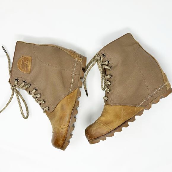 SOREL Joan of Arctic PDX Brown Hidden Wedge Bootie 10 - Picture 4 of 8